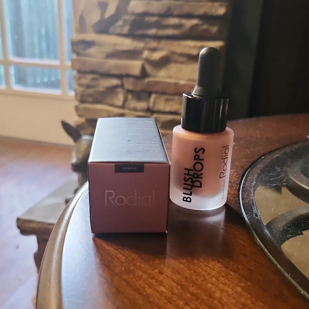 Rodial Blush Drops - Soft Pink